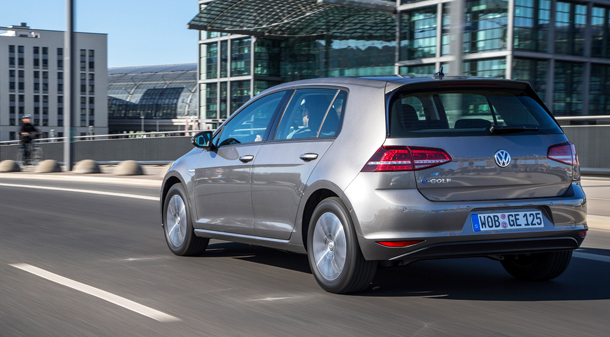 Volkswagen eGolf 610hinten Volkswagen-eGolf-610hinten