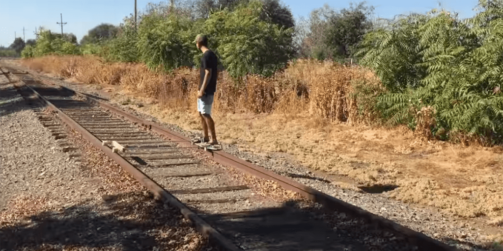 e-skateboard-rail-short-circuit
