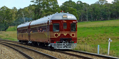 byron-bay-railroad-train