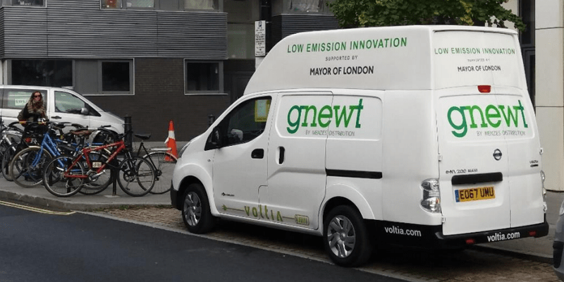 voltia-8m3-e-transportador-londres-gnewt