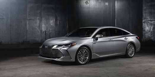 Toyota Avalon Limited Hybrid e
