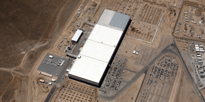 tesla-gigafactory-usa-symbolbild-01