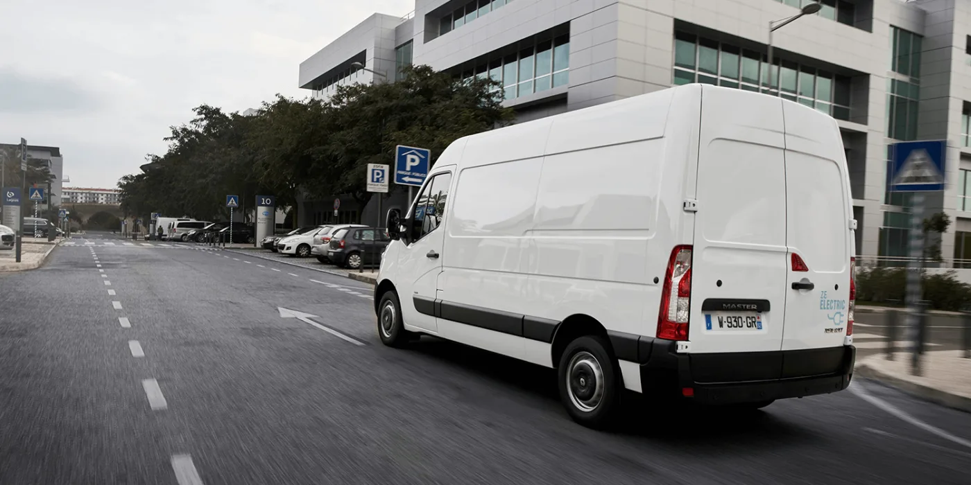 renault master ze 2018 04 renault-master-ze-2018-04