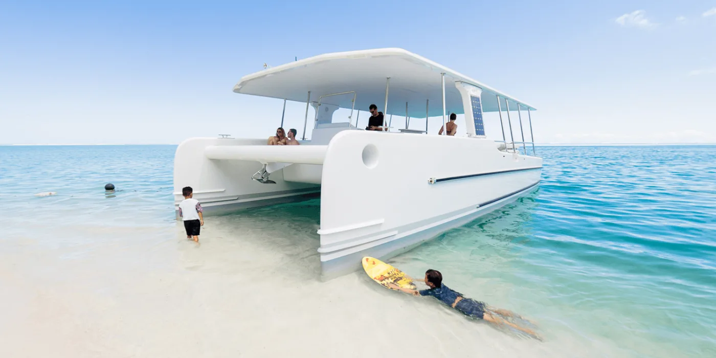 soel yachts soelcat 12 catamarán solar 04 soel-yachts-soelcat-12-solar-catamaran-04