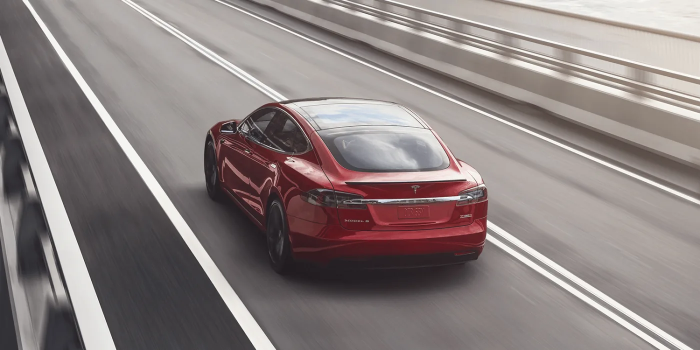 tesla-modelo-s-rojo-02