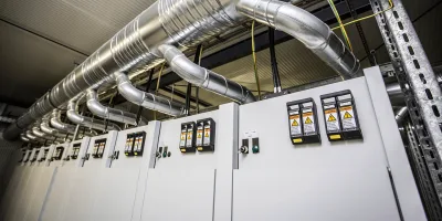 daimler-mercedes-benz-energy-batteriespeicher-battery-storage-min