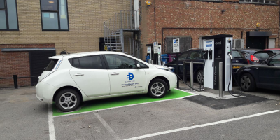 evolt-charging-station-ladestation-uk-01