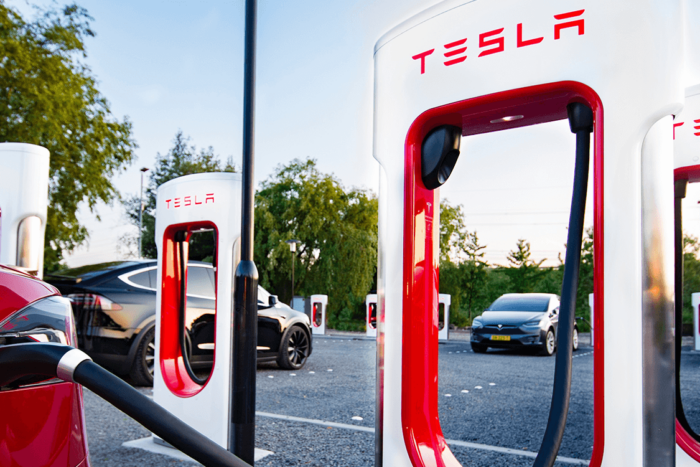 tesla-supercharger
