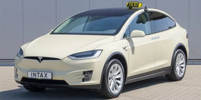 intax-tesla-modelo-x-taxi