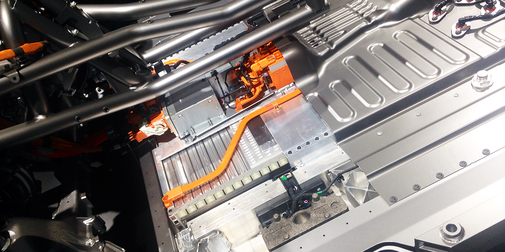 mercedes benz eqc 2018 batteriezellen pilas de batería mercedes-benz-eqc-2018-batteriezellen-battery-cells
