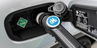 mercedes-benz-glc-f-cell-2018-wasserstoff-hydrogen-brennstoffzelle-fuel-cell-01-min