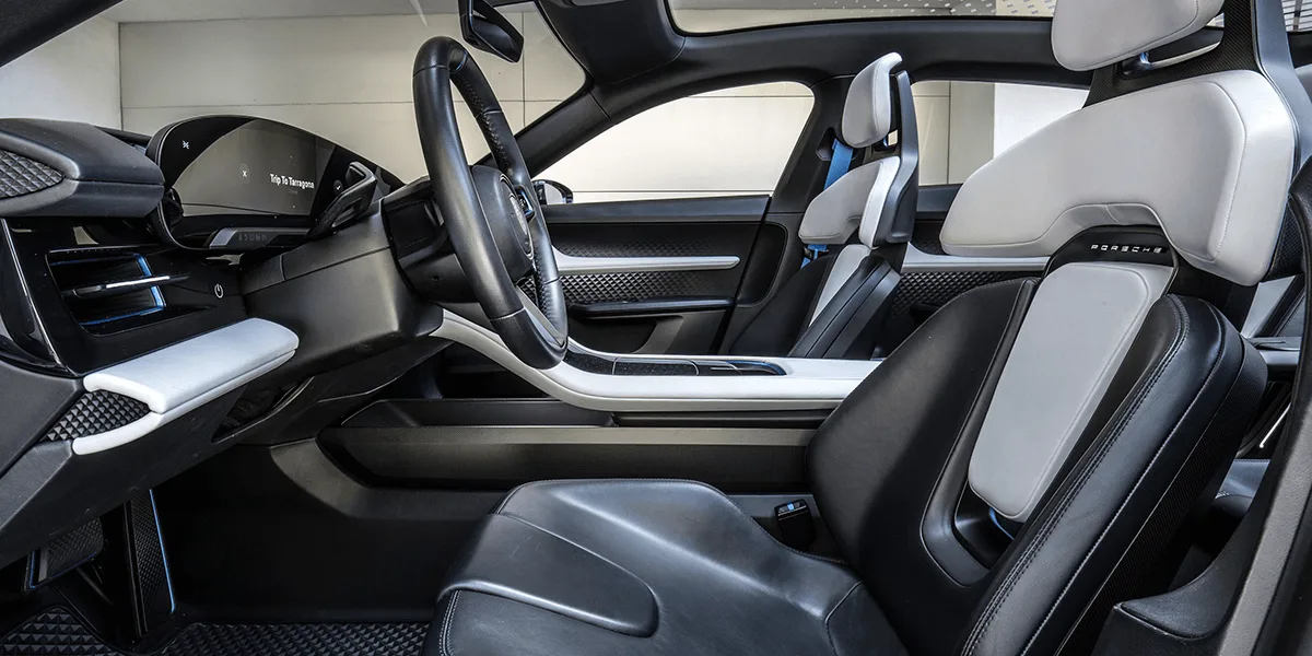 porsche mission e cross turismo 2018 04 1 porsche-mission-e-cross-turismo-2018-04 (1)