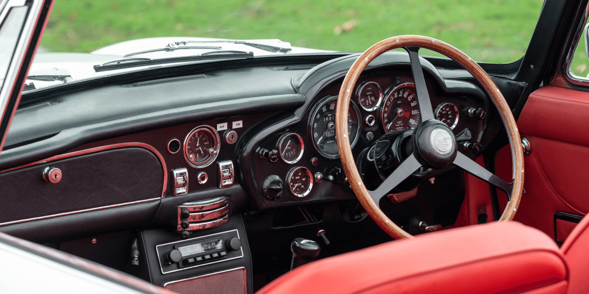 aston marton db6 mkii volante reversable ev concept 03 aston-marton-db6-mkii-volante-reversable-ev-concept-03