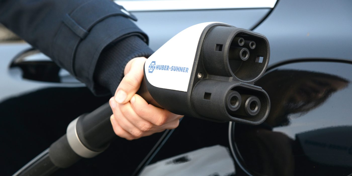 Huber Suhner HPC Stecker CCS