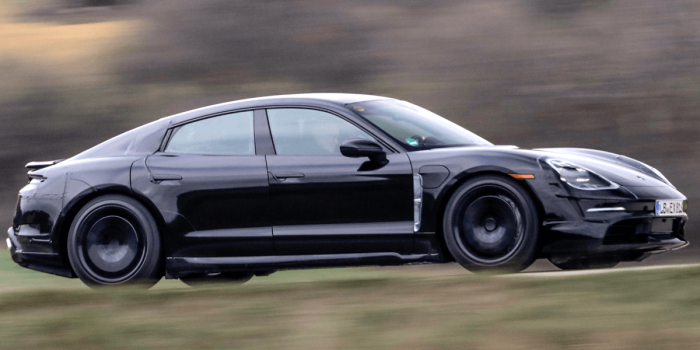 porsche-taycan-2019 (1)