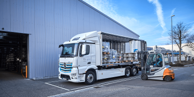 mercedes-benz-ecatros-logistik-schmitt-elektro-lkw-electric-truck (1)