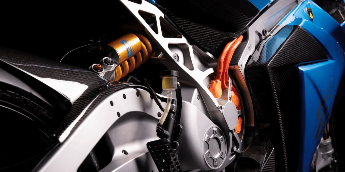 lightning motorcycles strike electric motorcycle elektro motorrad 04 lightning-motorcycles-strike-electric-motorcycle-elektro-motorrad-04