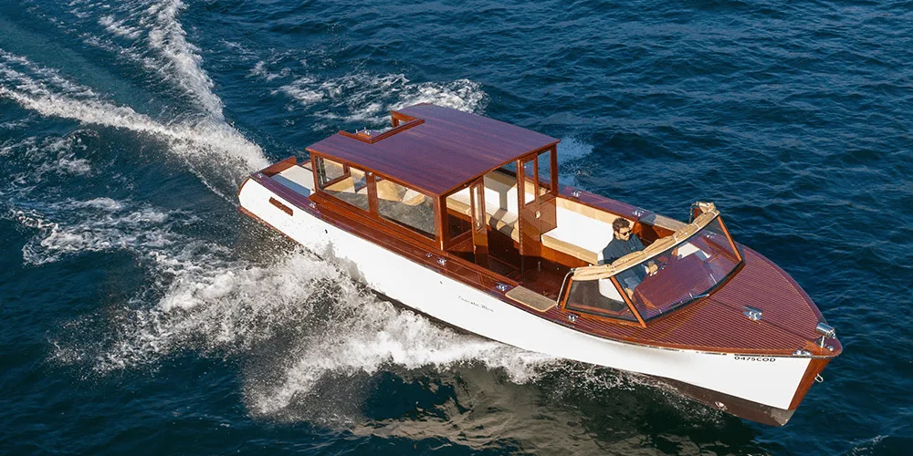 ernesto riva vaporina elettra barco electrico elektro bota 02 min ernesto-riva-vaporina-elettra-barco-eléctrico-elektro-boot-02-min