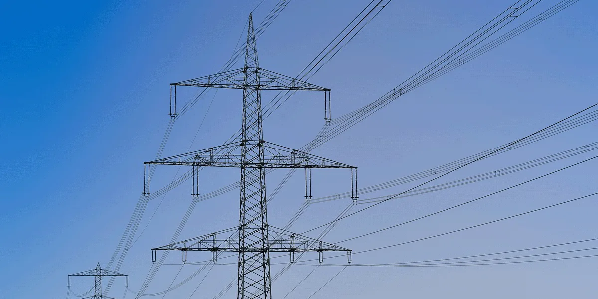 strommast-stromnetz-power-pole-power-grid-pixabay