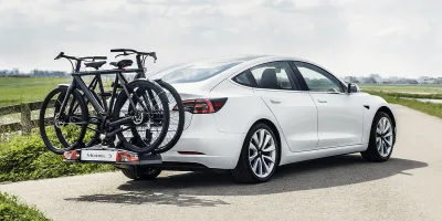 tesla-model-3-anhaengerkupplung-enganche de remolque