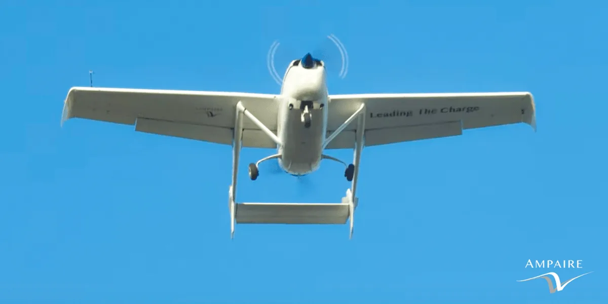 ampaire 337 hybrid e flugzeug avión eléctrico híbrido 05 min ampaire-337-hybrid-e-flugzeug-hybrid-electric-aircraft-05-min