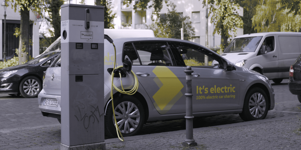 volkswagen weshare e golf carsharing berlin 04 volkswagen-weshare-e-golf-carsharing-berlin-04