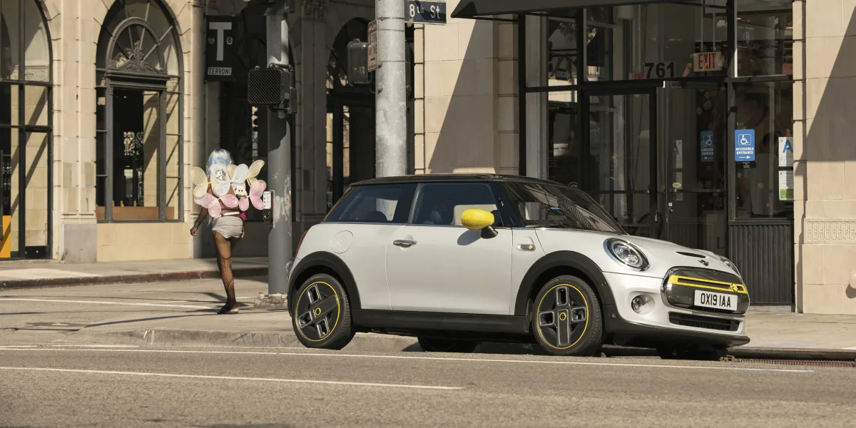 mini electric cooper se 2019 10 mini-electric-cooper-se-2019-10