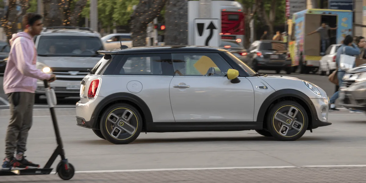 mini electric cooper se 2019 12 mini-electric-cooper-se-2019-12