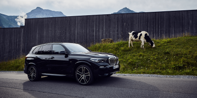 bmw-x5-xdrive45e-phev-2019-01-min