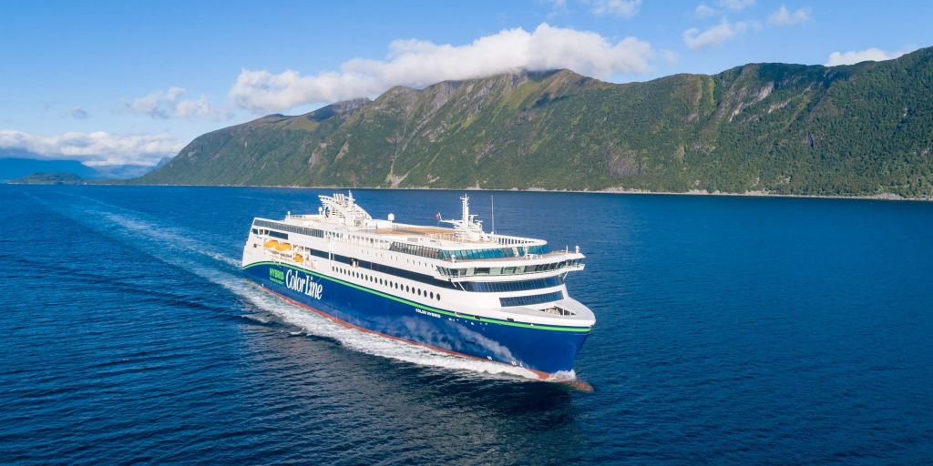 Color line color hybrid schiff hybridschiff