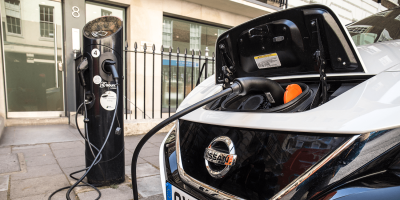 nissan-leaf-ladestation-charging-station-sourcelondon-uk-2019-01-min