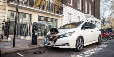 nissan-leaf-ladestation-charging-station-sourcelondon-uk-2019-02-min