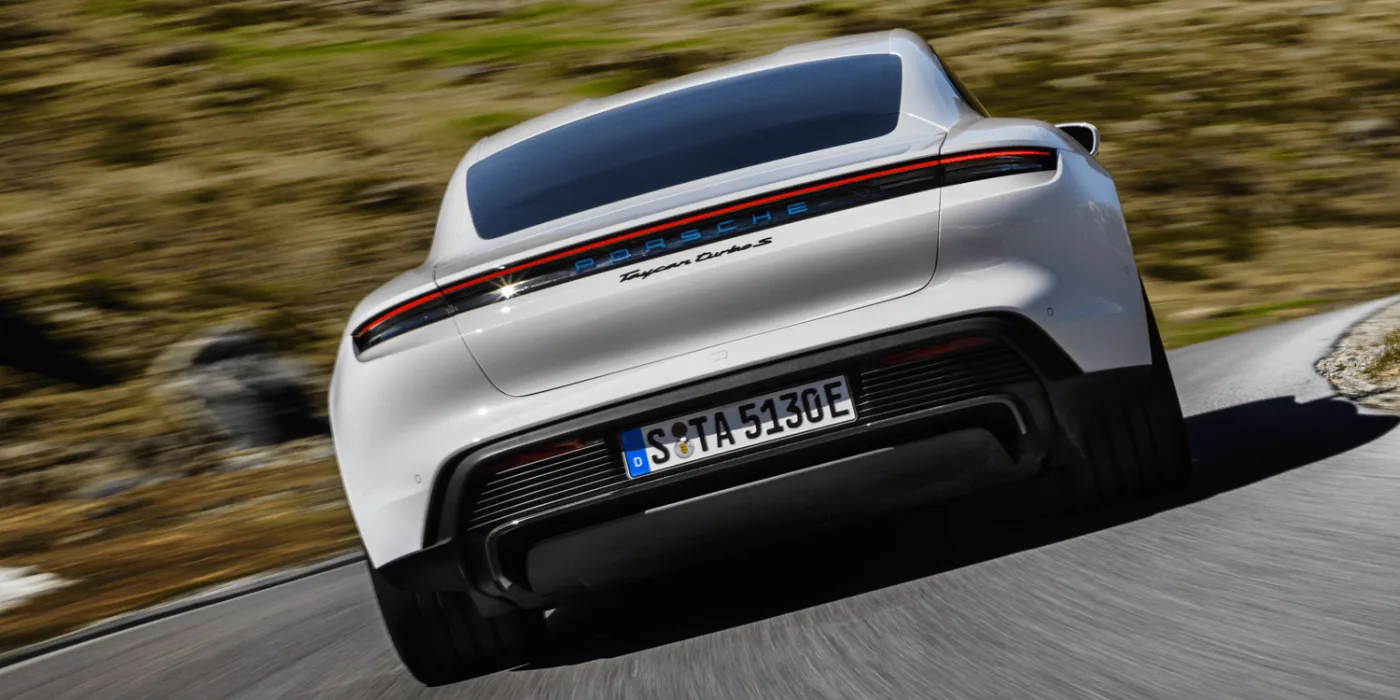 porsche taycan 2019 015 min porsche-taycan-2019-015-min
