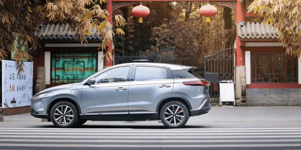 xpeng g3 2020 elektroauto coche eléctrico china 02 min xpeng-g3-2020-elektroauto-electric-car-china-02-min