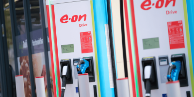 eon-ladestation-charging-station-hpc-uk-birmingham-2019-02-min