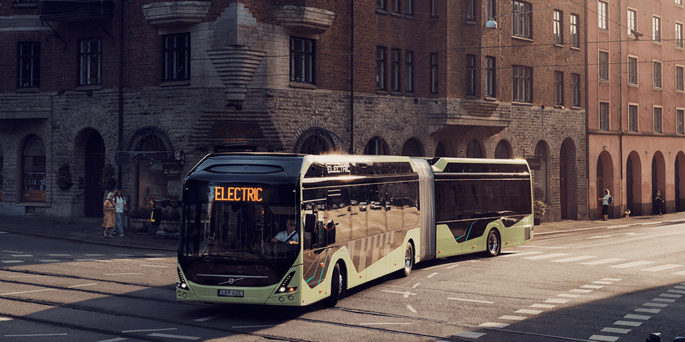 Volvo presents serial ready electric articulated bus electrive
