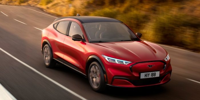 FORD MUSTANG MACH E Studio