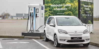 skoda-chakratec-ladestation-charging-station-tschechien-prag-czech-republik-prague-2019-01-min