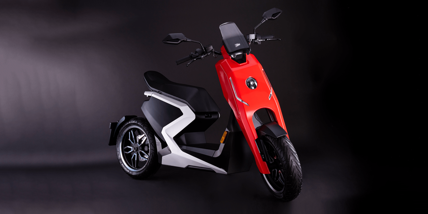 zapp-i300-e-roller-electric-scooter-2019-07-min
