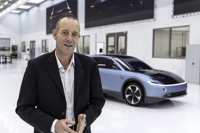 Johan Vos press smaller