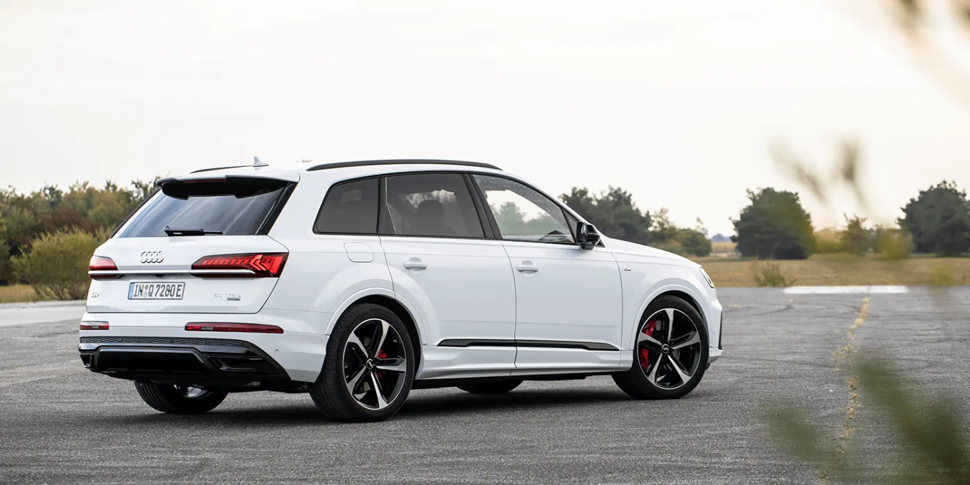 audi q7 tfsi e quattro phev mj 2020 02 min audi-q7-tfsi-e-quattro-phev-mj-2020-02-min