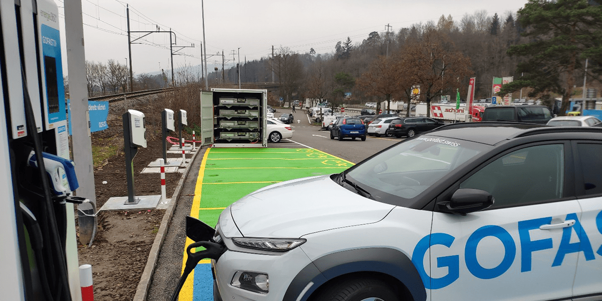 gotthard-fastcharge-gofast-wuerenlos-richtung-zuerich-schweiz-switzerland-ladestation-charging-station-2019-003-min