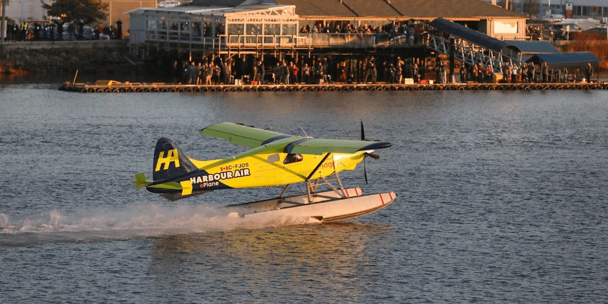 harbour air eplane e flugzeug avión eléctrico 2019 03 min harbour-air-eplane-e-flugzeug-electric-aircraft-2019-03-min