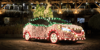 nissan-leaf-christmas-min