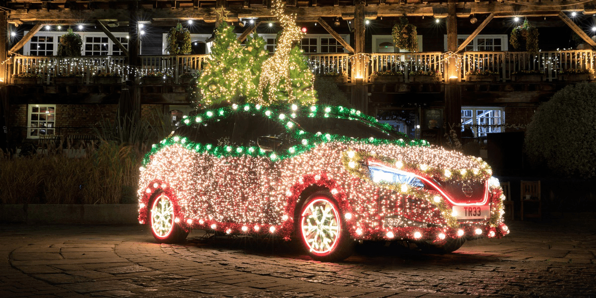 nissan-leaf-christmas-min