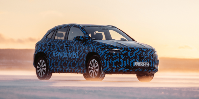 Mercedes benz eqa concept min