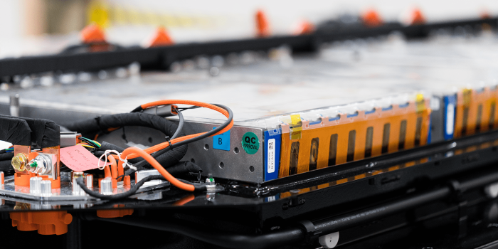 Rivian automotive r1t r1s batterie battery min