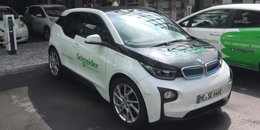 Schneider electric bmw i3 old symbolbild min