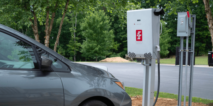 Fermata energy bidirektionale ladestation bidirectional charging station min