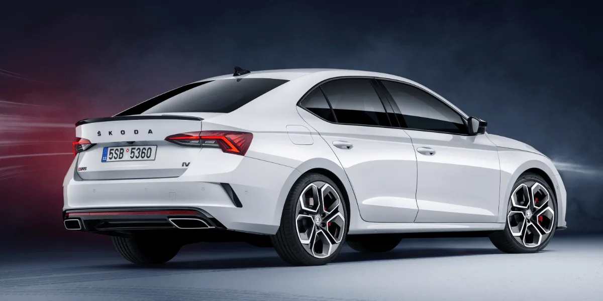 Skoda octavia vrs plug in hybrid sales